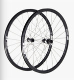DT Swiss E550 Alloy Laufradsatz Clincher Centerlock schwarz