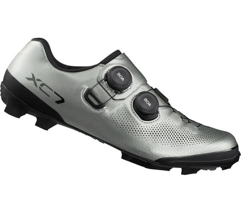 Shimano XC703 Mountainbikeschuh / Silber / Breite Ausführung