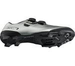 Shimano XC703 Mountainbikeschuh / Silber / Breite Ausführung